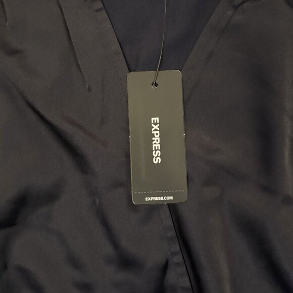 Express Women's Satin Top Size XS Navy Puff Shoulder Draped Faux Wrap NWT $58 - Picture 15 of 16